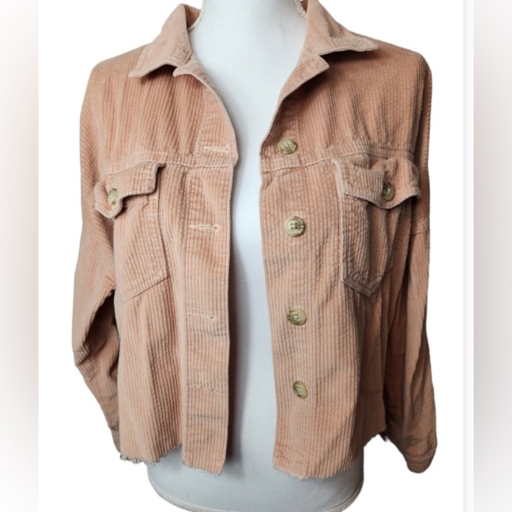 🌻American Eagle Outfit Boho Frayed Hem Corduroy Button-Down Jacket Shacket. S